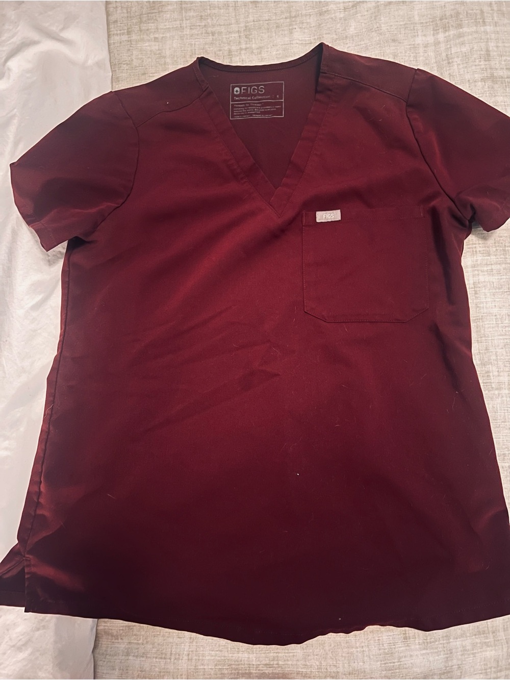 FIGS: Women’s V-Neck Scrub Top - Burgundy